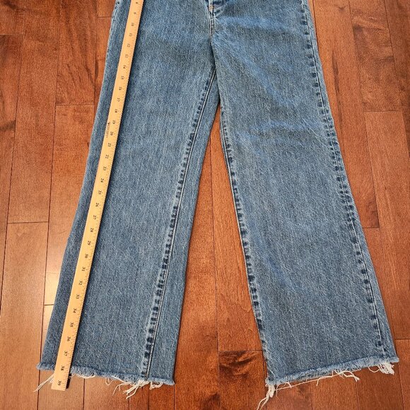 Aritzia Blue Flare & Wide Leg Jeans - Picture 9 of 9
